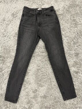 Universal Thread Skinny Jeans in Washed Black
